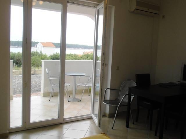 Apartment Zekija Barbat na Rabu Стая снимка